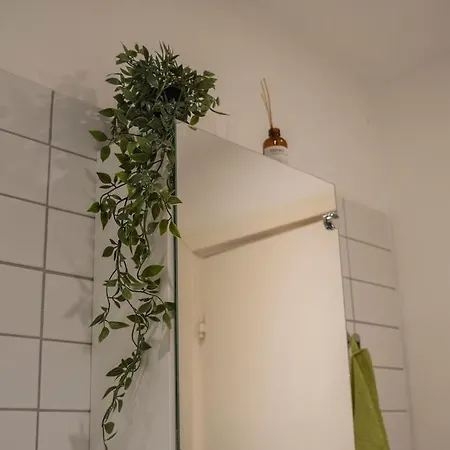 아파트 Private In Spacious Copenhagen-based 코펜하겐