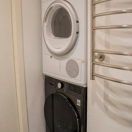 Private In Spacious Copenhagen-based Apartman